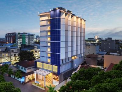 Favehotel - Pantai Losari 3*