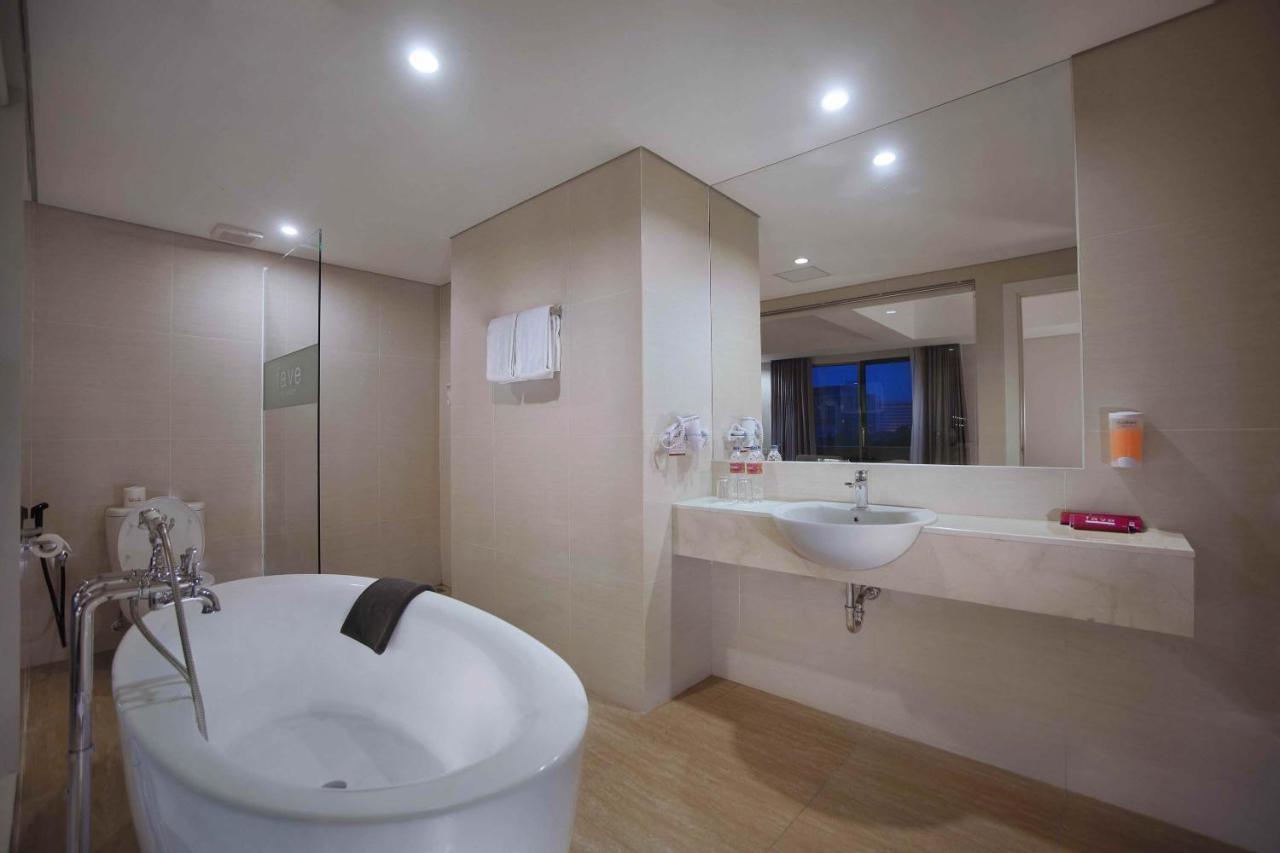 Favehotel - Pantai Losari 3*